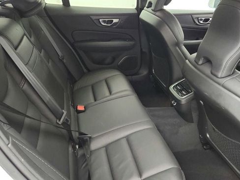 Used 2020 Volvo V60 T5 Cross Country w/ Protection Package Premier AWD/4WD image 22