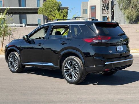 New 2026 Nissan Rogue Platinum AWD/4WD image 3