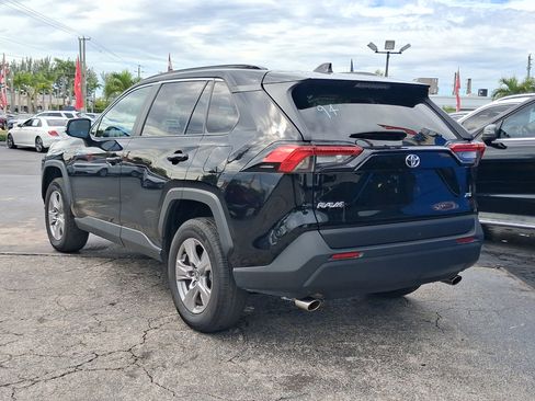 Used 2025 Toyota RAV4 XLE image 8