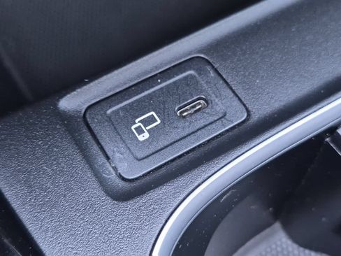 Used 2022 Mercedes-Benz A 220 4MATIC image 33