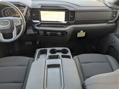 New 2026 GMC Sierra 1500 Elevation image 10