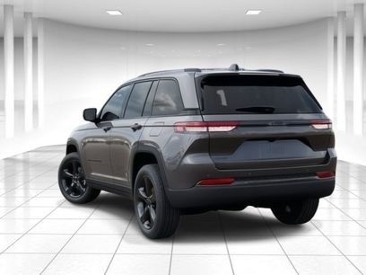 New 2025 Jeep Grand Cherokee Altitude