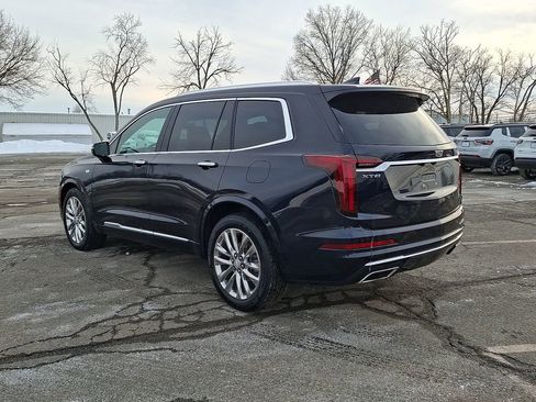 Used 2021 Cadillac XT6 Premium Luxury image 7