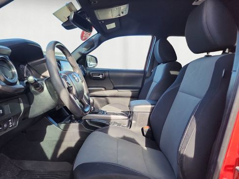 Certified 2023 Toyota Tacoma TRD Sport image 9