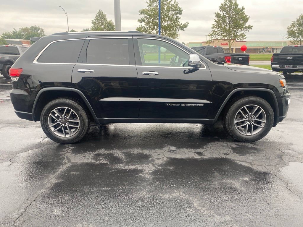 Used 2020 Jeep Grand Cherokee Limited w/ Luxury Group II RWD image 2