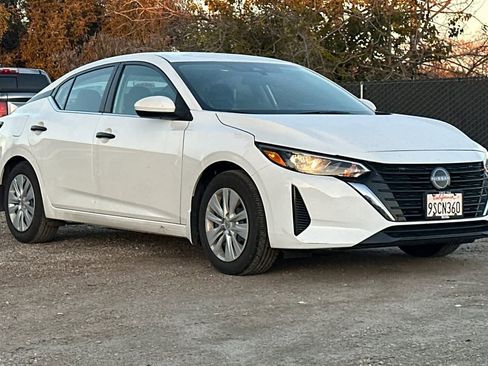 Certified 2025 Nissan Sentra S image 10