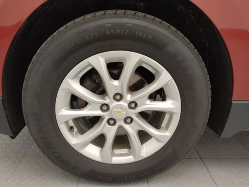 Used 2018 Chevrolet Equinox LT w/ Sun & Infotainment Package FWD image 31