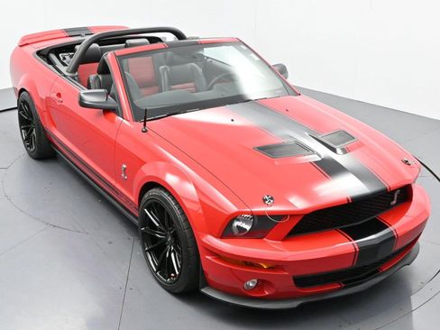 Used 2007 Ford Mustang Shelby GT500 RWD image 40