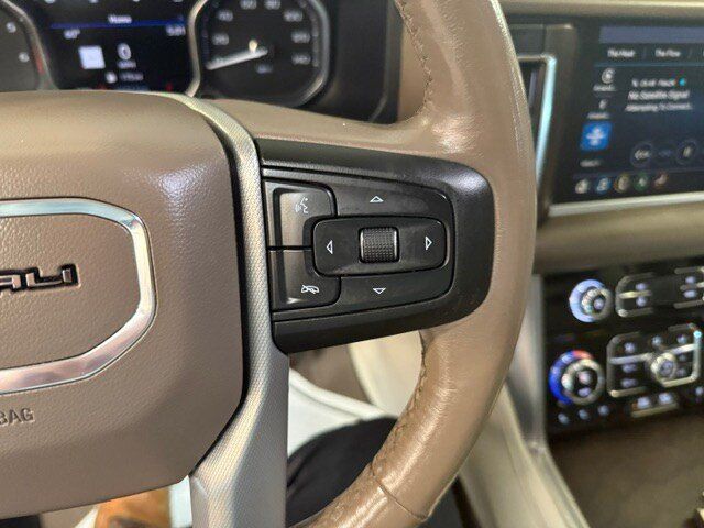 Used 2021 GMC Yukon XL Denali AWD/4WD image 58
