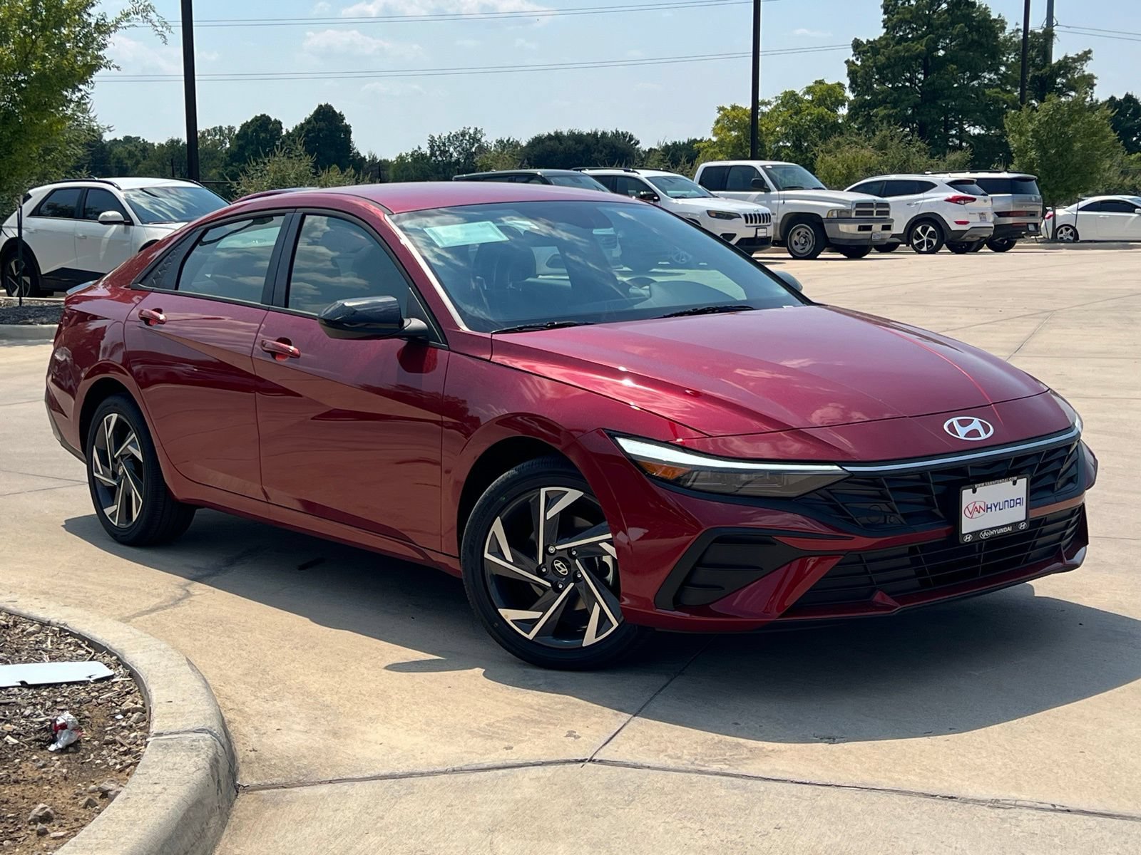 New 2025 Hyundai Elantra SEL w/ Cargo Package FWD image 1