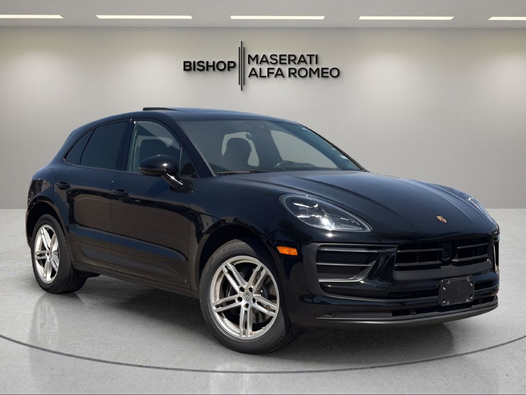 Used 2024 Porsche Macan AWD/4WD image 1