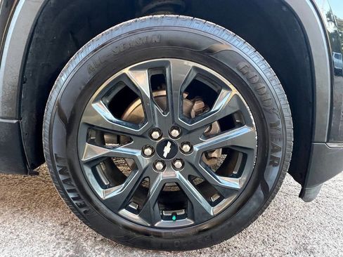 Used 2019 Chevrolet Traverse RS w/ LPO, Floor Liner Package image 31