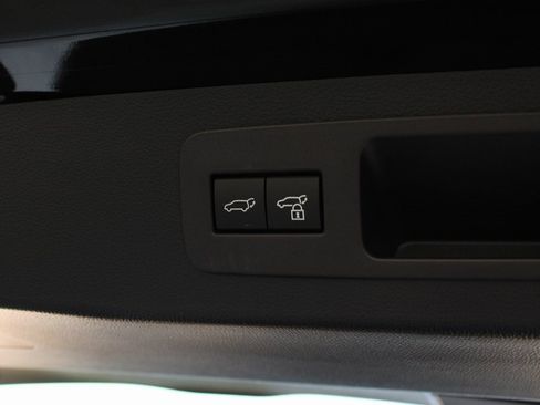 Used 2026 Lexus LX 700h Luxury image 34