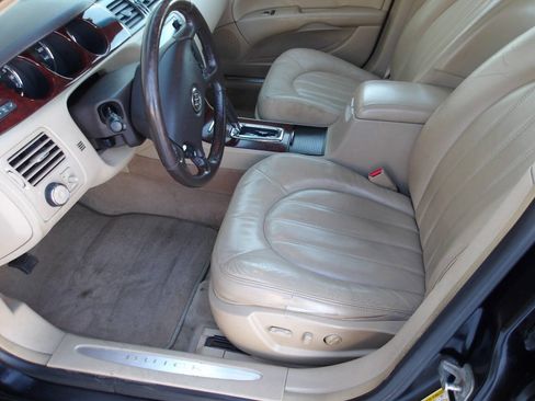 Used 2009 Buick Lucerne CXL image 5