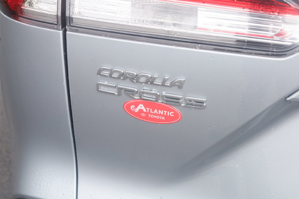 Certified 2024 Toyota Corolla Cross LE AWD/4WD image 28