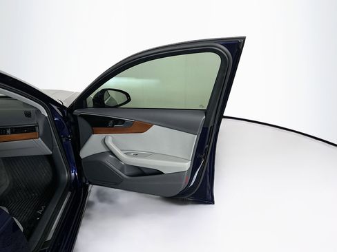 Used 2020 Audi A4 2.0T Premium w/ Convenience Package image 32