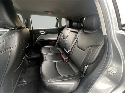 Used 2022 Jeep Compass Latitude AWD/4WD image 22
