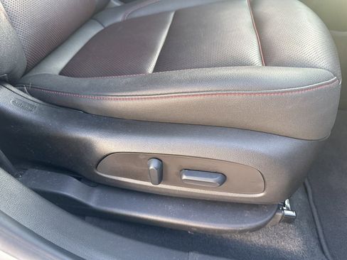 Used 2022 Chevrolet Blazer RS w/ Enhanced Convenience Package image 23