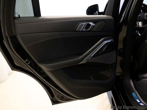 Certified 2025 BMW X6 xDrive40i w/ Climate Comfort Package image 29