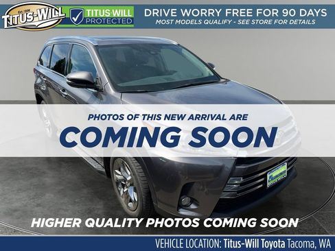 Used 2018 Toyota Highlander Limited Platinum AWD/4WD image 1