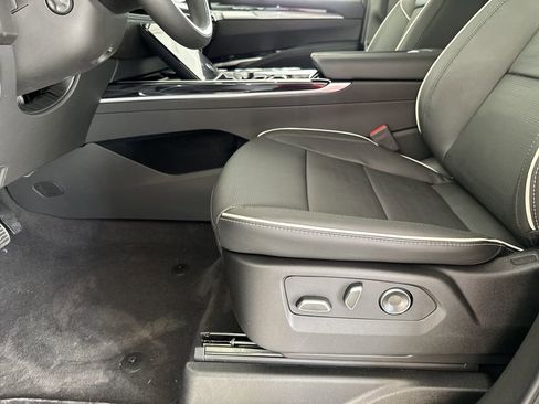 New 2026 Cadillac Escalade Sport w/ Touring Package image 9