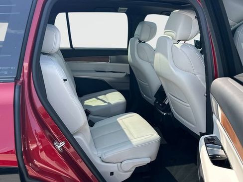 Used 2026 Cadillac Vistiq Sport AWD/4WD image 21