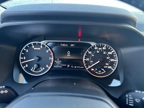 Used 2025 Nissan Rogue SV image 15