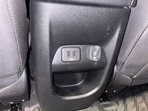Used 2020 GMC Canyon SLE w/ Elevation Edition AWD/4WD image 19