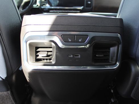 Used 2022 Chevrolet Silverado 1500 High Country w/ High Country Premium Package image 73