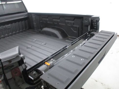 New 2026 GMC Sierra 2500 AT4X AWD/4WD image 20