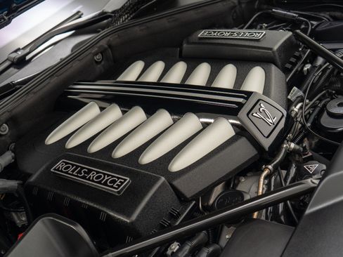 Used 2010 Rolls-Royce Ghost image 46