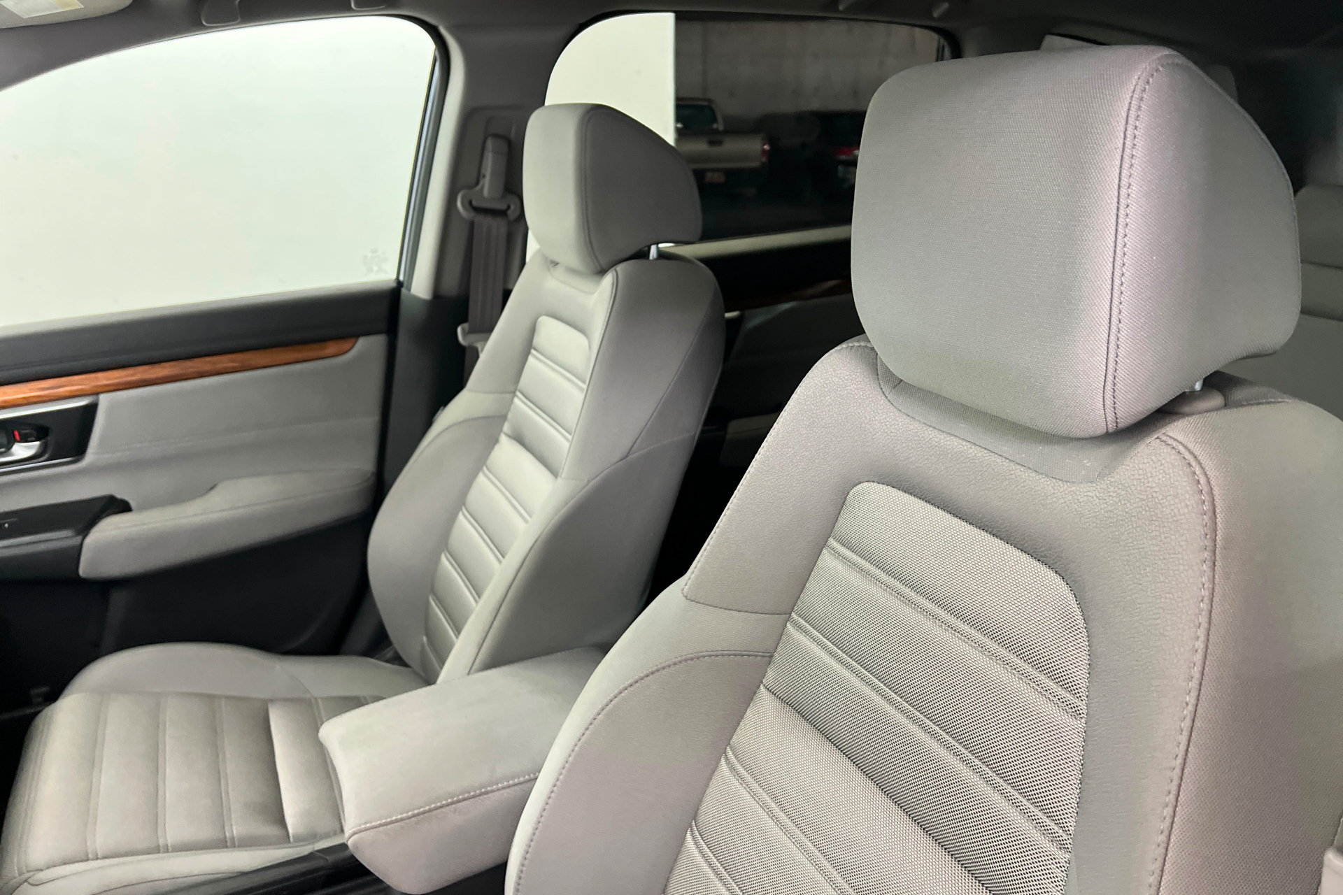 Used 2019 Honda CR-V EX image 17