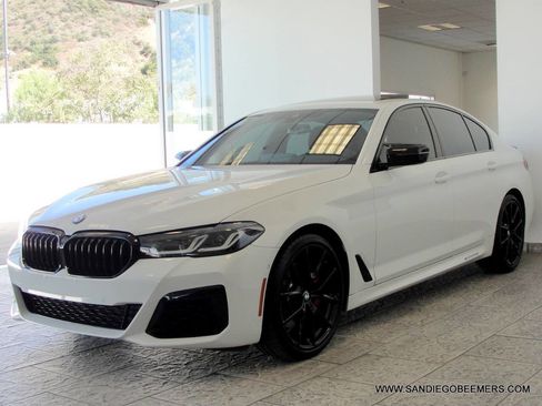 Used 2022 BMW 540i w/ M Sport Package image 37