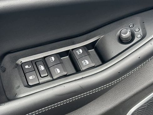 New 2026 Jeep Grand Cherokee Limited w/ Limited Altitude Package image 13