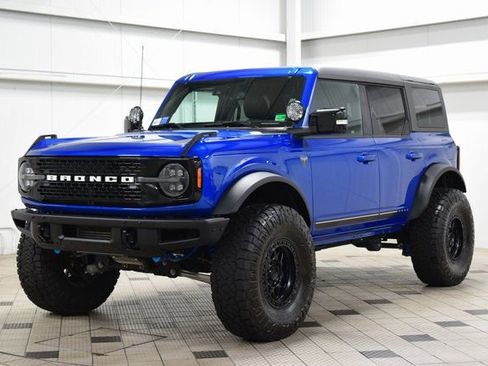 Used 2021 Ford Bronco First Edition image 3