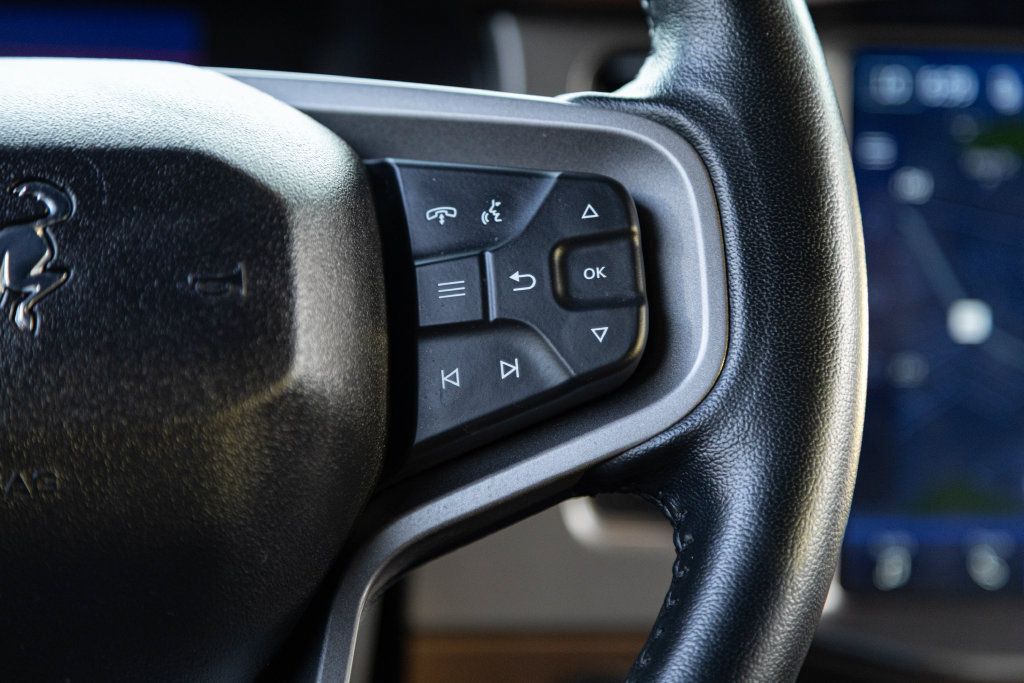 Used 2022 Ford Bronco Outer Banks AWD/4WD image 18