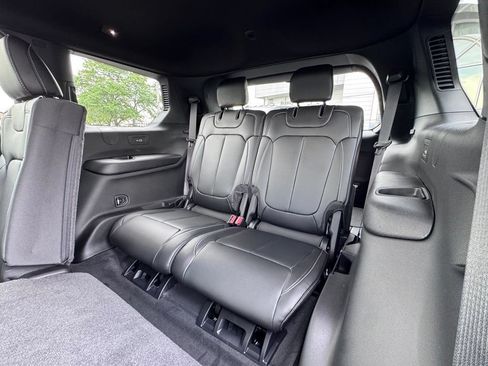 New 2026 Jeep Grand Cherokee L Limited AWD/4WD image 17