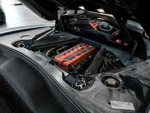 Used 2021 Chevrolet Corvette Stingray Preferred Cpe w/ Z51 Performance Package RWD image 50