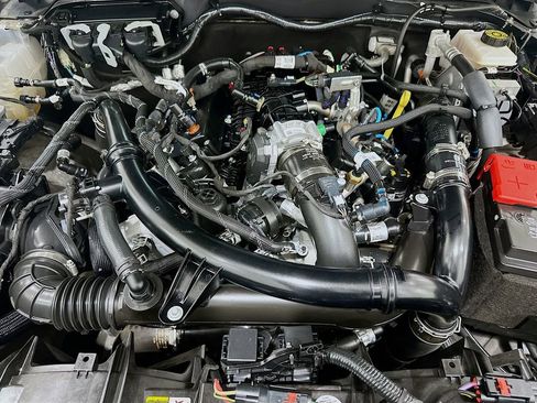 Used 2023 Ford Bronco Wildtrak AWD/4WD image 30