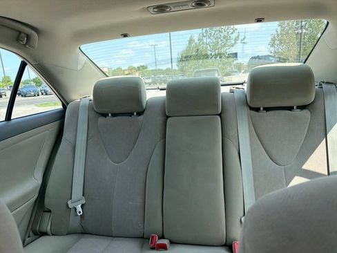 Used 2010 Toyota Camry XLE FWD image 19