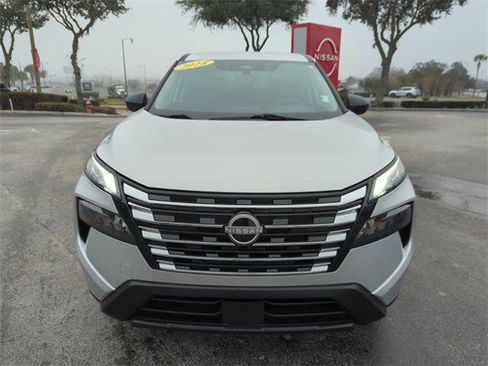 Certified 2024 Nissan Rogue S image 10