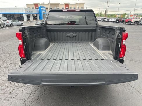 Used 2021 Chevrolet Silverado 1500 RST AWD/4WD image 40