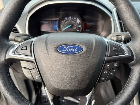 Used 2020 Ford Edge SEL w/ Convenience Package image 21