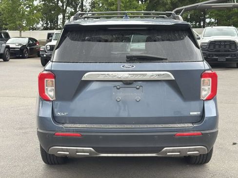 Used 2020 Ford Explorer XLT w/ Equipment Group 202A AWD/4WD image 5