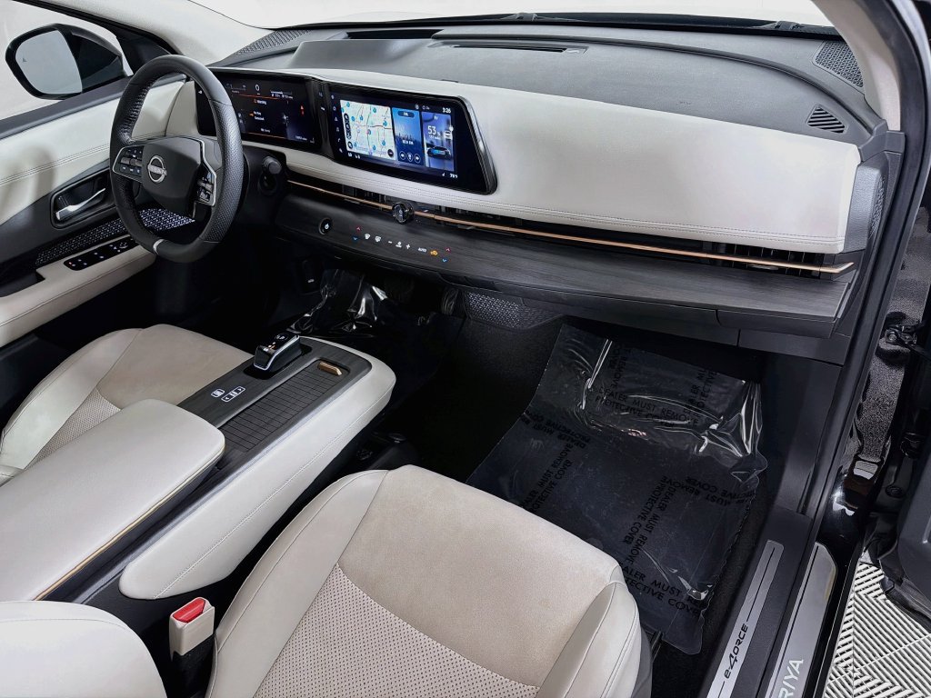 Used 2024 Nissan Ariya AWD image 29