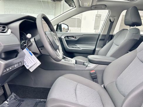 New 2025 Toyota RAV4 XLE image 10