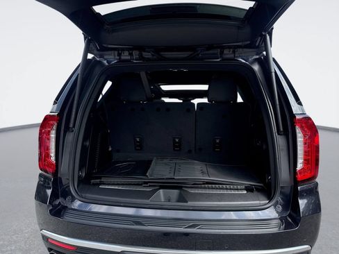 Used 2024 GMC Yukon Denali w/ LPO, Floor Liner Package AWD/4WD image 21