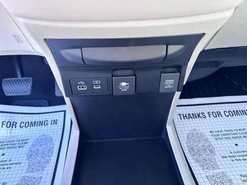 Used 2026 Honda Odyssey Touring image 23