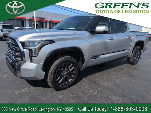 Used 2023 Toyota Tundra Platinum AWD/4WD image 1