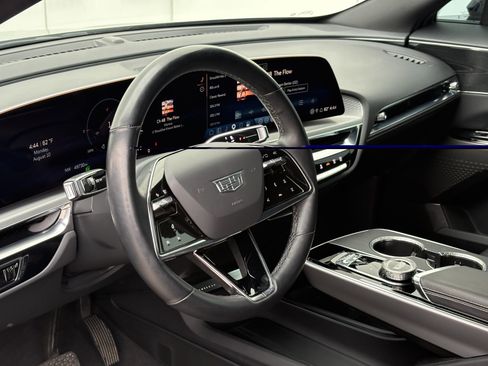Certified 2024 Cadillac Lyriq Sport AWD/4WD image 10